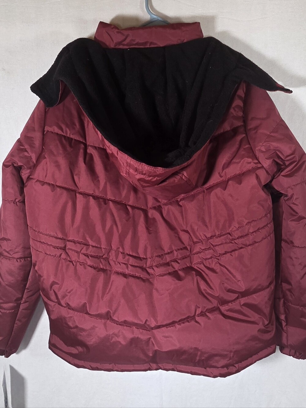 Whales Tail Girls Burgundy Hooded Puffer Jacket Sz L Warm Winter Coat NWT - Picture 2 of 9